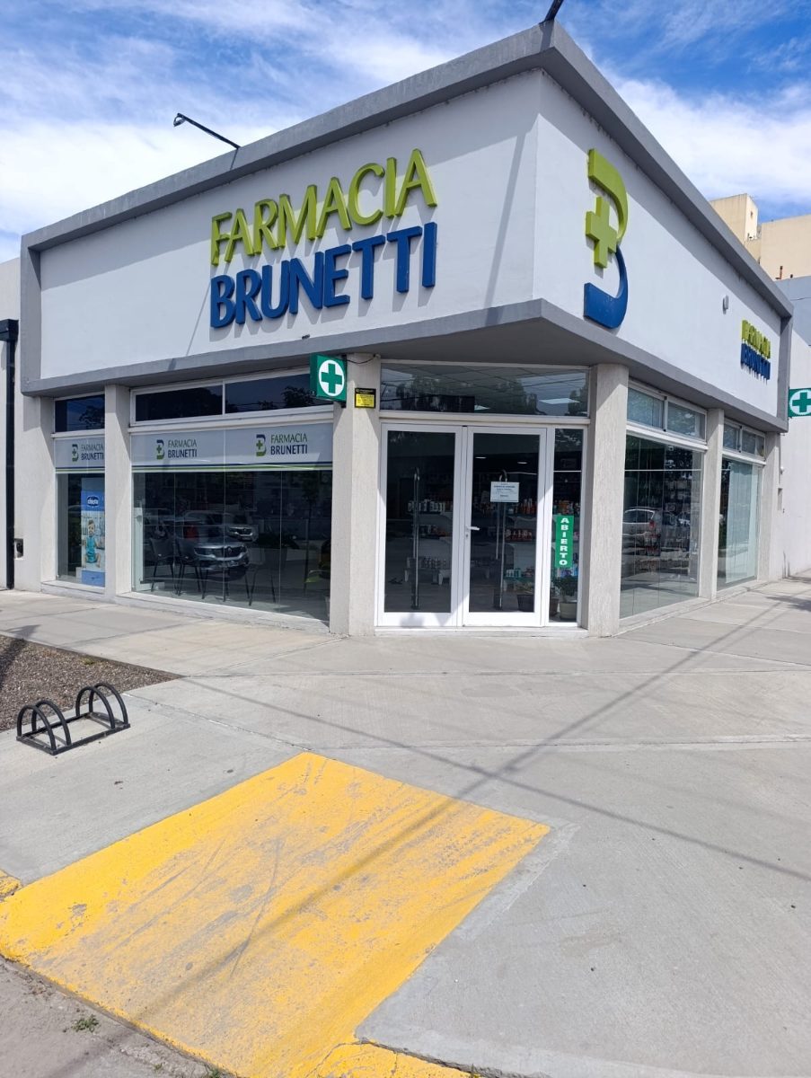 Fachada de la farmacia Brunetti