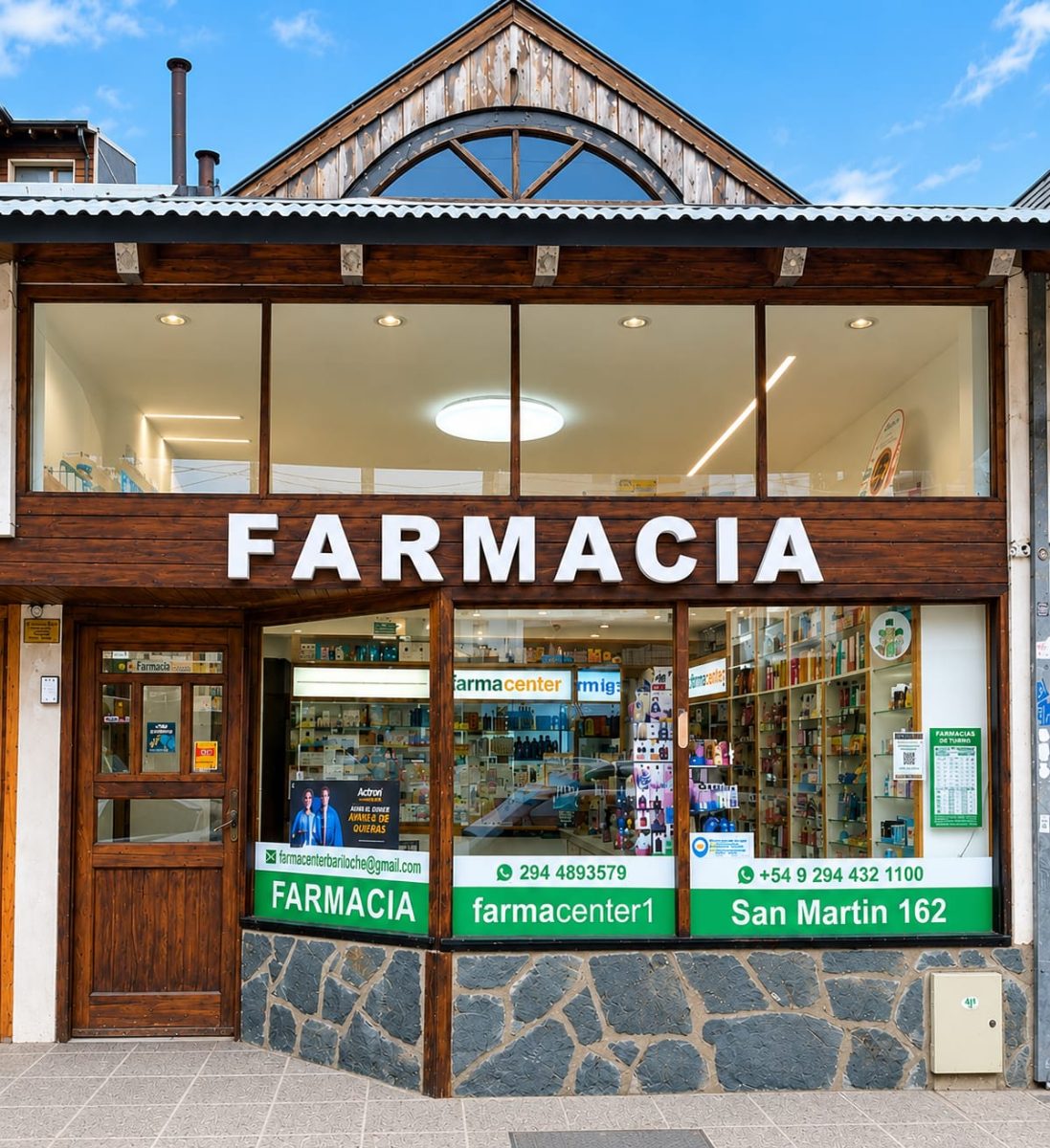 Fachada de la farmacia Farmacenter